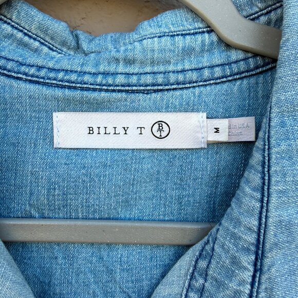Billy T "Sketchbook" // Embroidered Button Down // Size M - Picture 5 of 6
